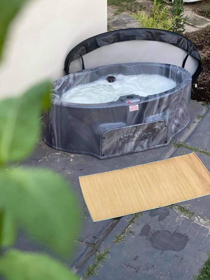 Crystal Spas Apartman-Balaton Zamárdi エクステリア 写真